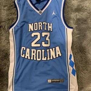Michael Jordan UNC jersey